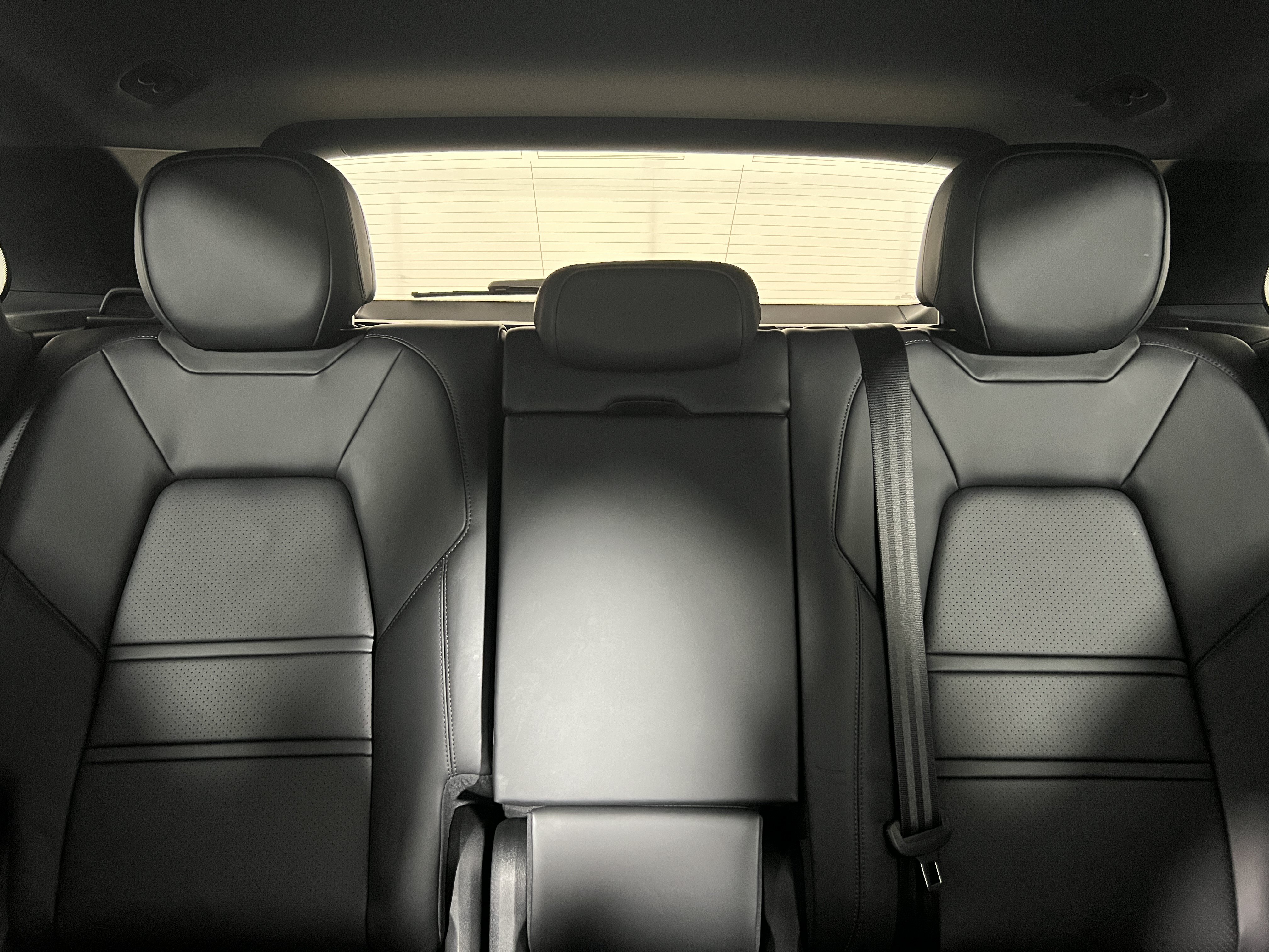Certified 2026 Porsche Cayenne AWD/4WD image 16