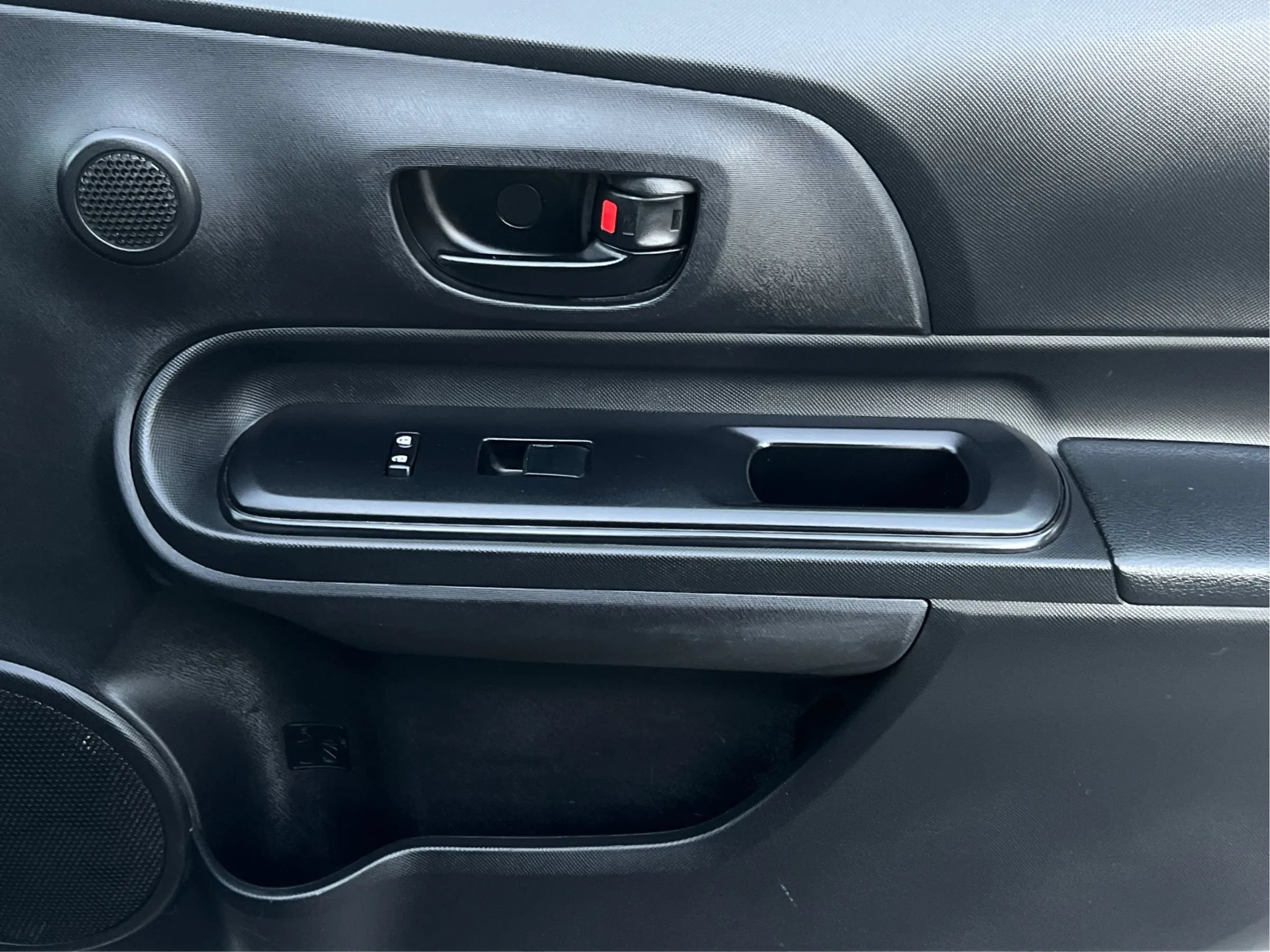 Used 2017 Toyota Prius C One FWD image 38