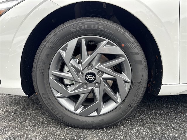 New 2026 Hyundai Elantra Blue image 11