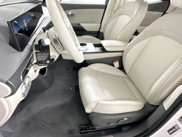 New 2026 Genesis GV60 RWD image 10