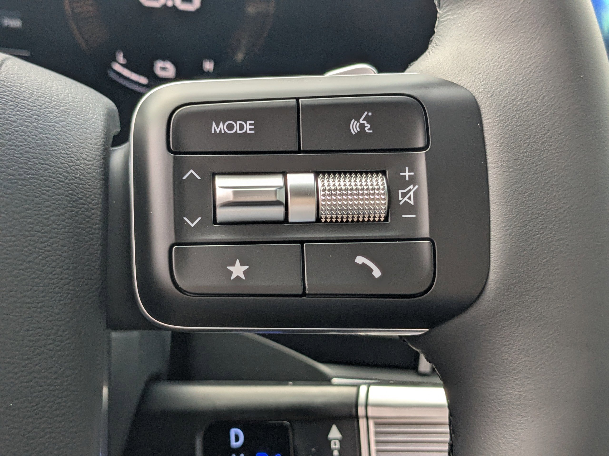 New 2026 Hyundai Santa Fe SE image 24
