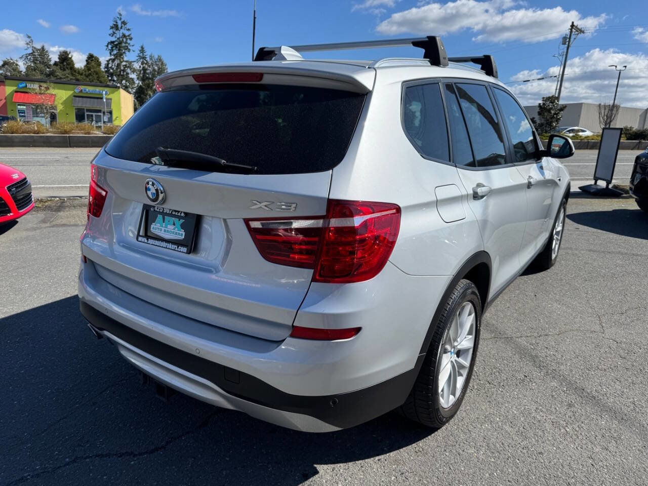 Used 2015 BMW X3 xDrive28d image 8
