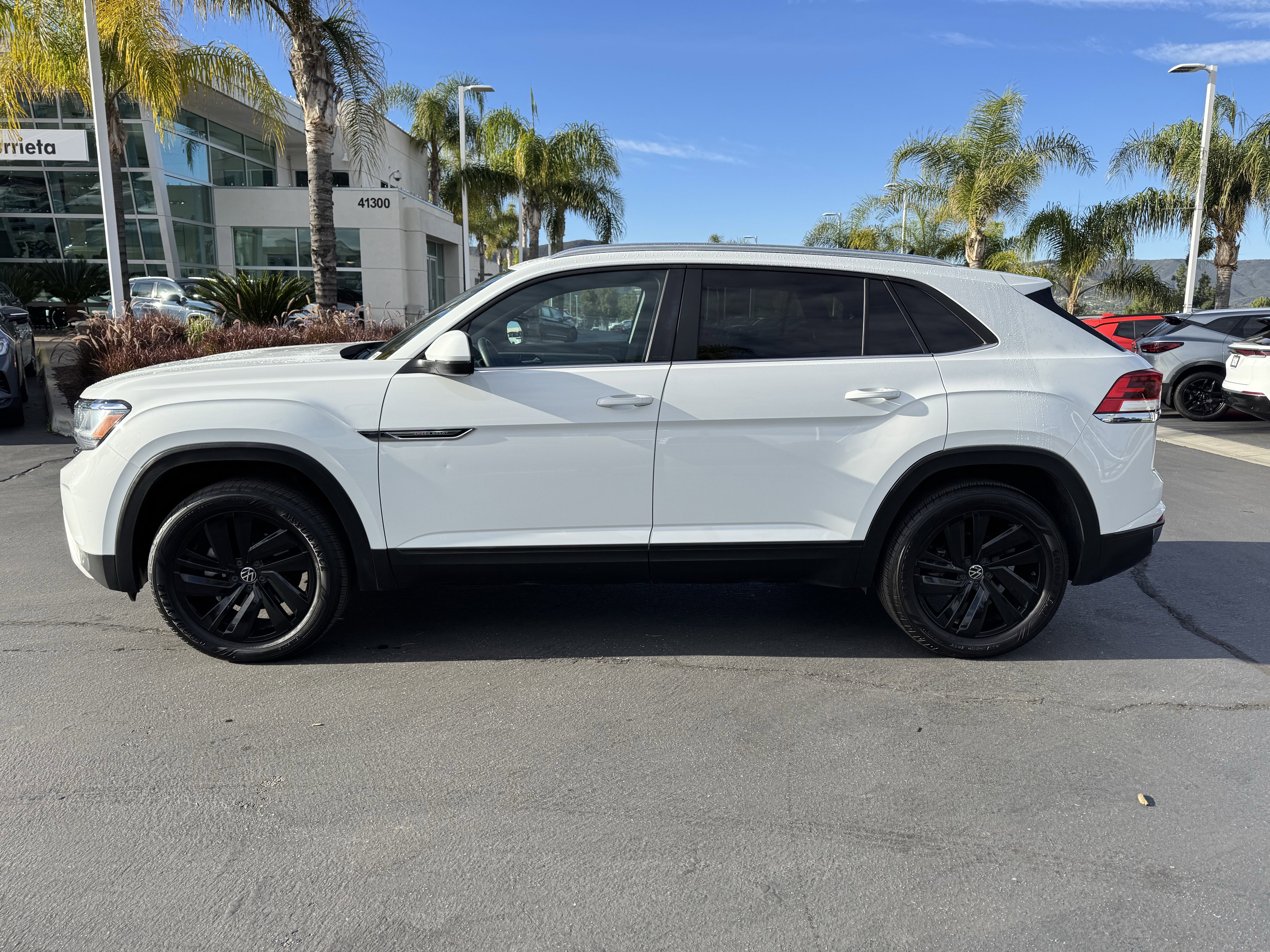 Certified 2023 Volkswagen Atlas Cross Sport SE w/ Black Wheel Package image 11