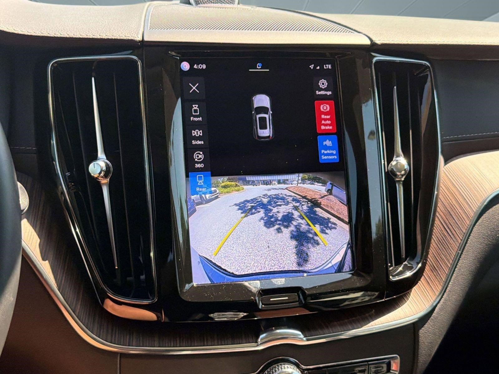 Certified 2023 Volvo XC60 B5 Ultimate AWD/4WD image 23