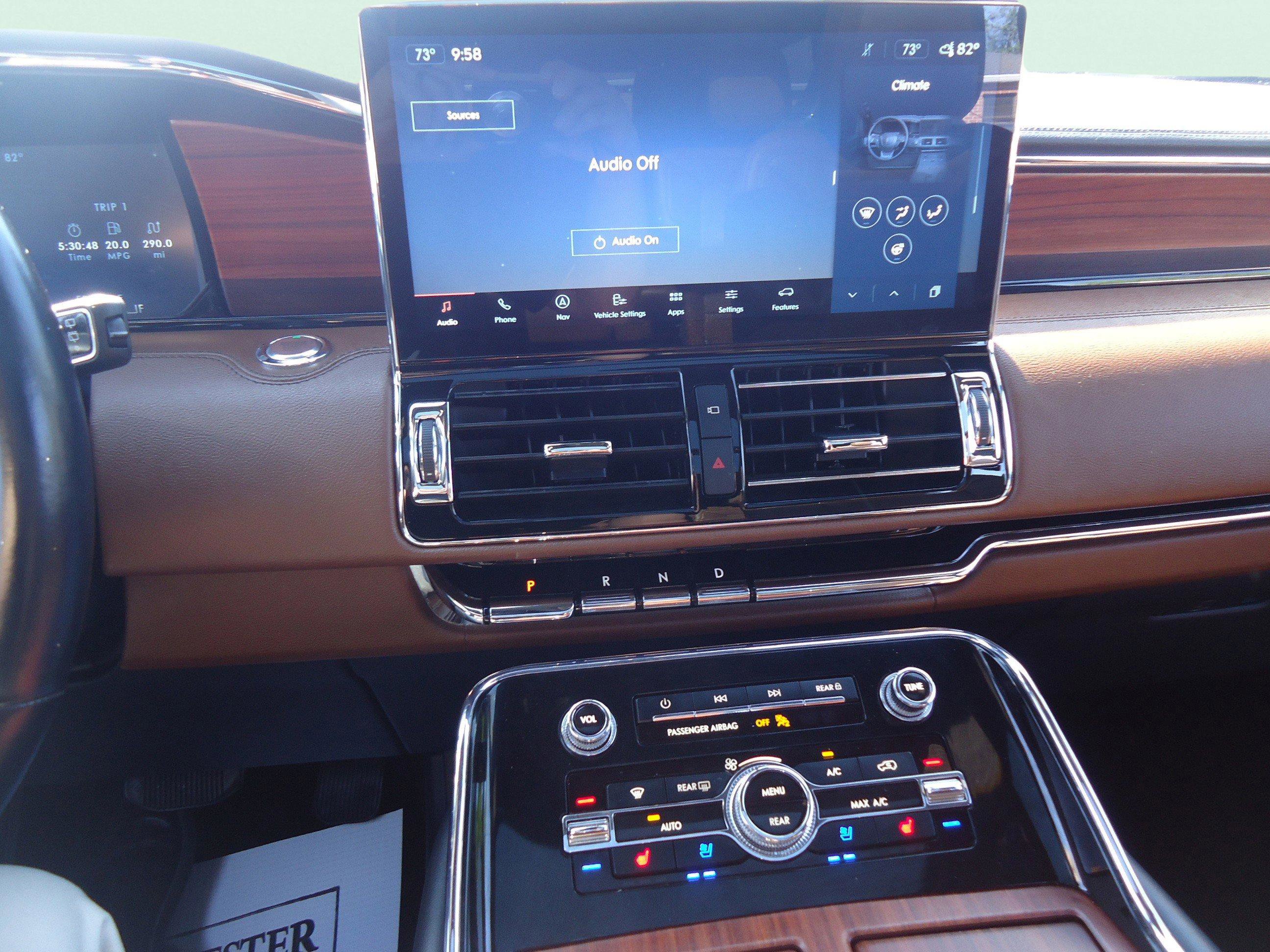 Used 2024 Lincoln Navigator L Reserve AWD/4WD image 15