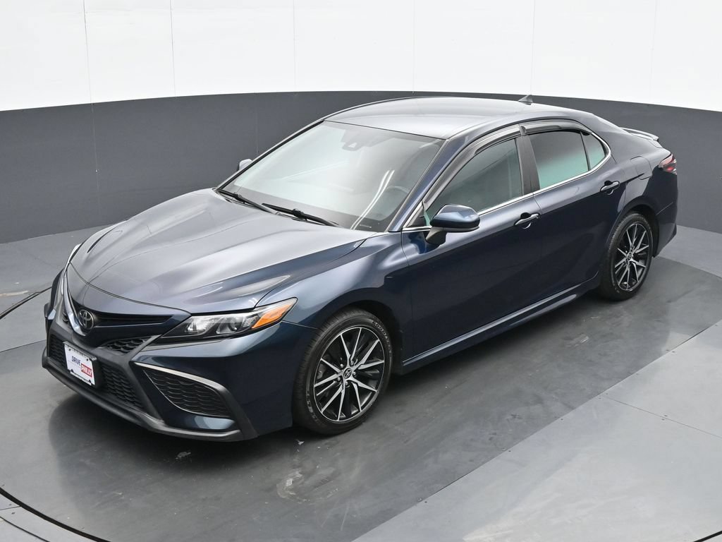 Used 2021 Toyota Camry SE FWD image 17