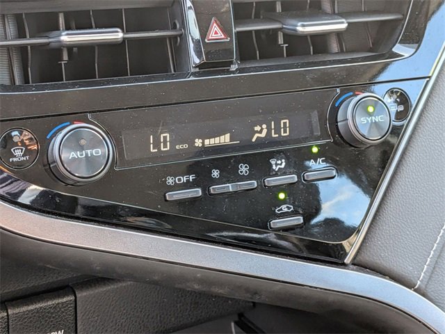 Used 2024 Toyota Camry SE image 22