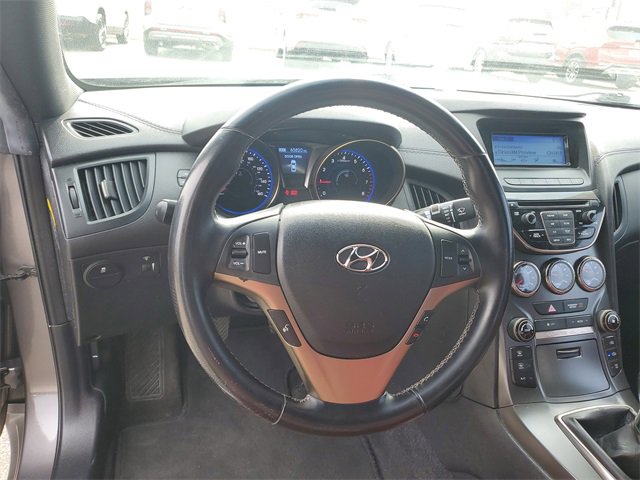 Used 2013 Hyundai Genesis 2.0T image 10
