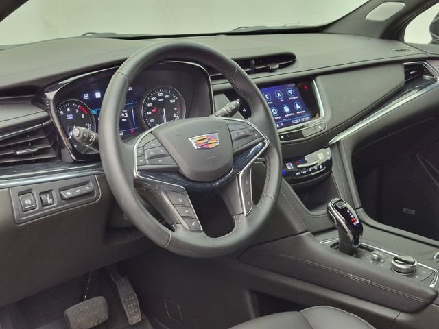 Used 2026 Cadillac XT5 Premium Luxury w/ Driver Assist Package AWD/4WD image 9