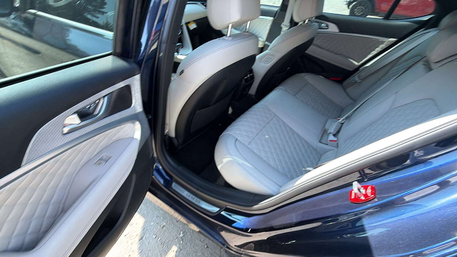 Used 2023 Genesis G70 3.3T w/ Sport Prestige Package RWD image 23