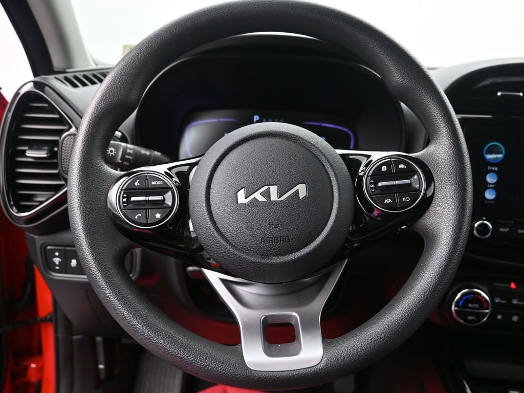 Used 2024 Kia Soul S image 12
