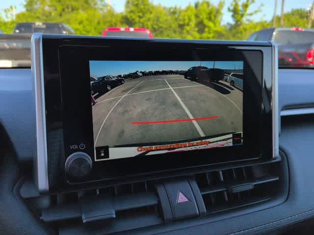 Used 2023 Toyota RAV4 LE FWD image 27