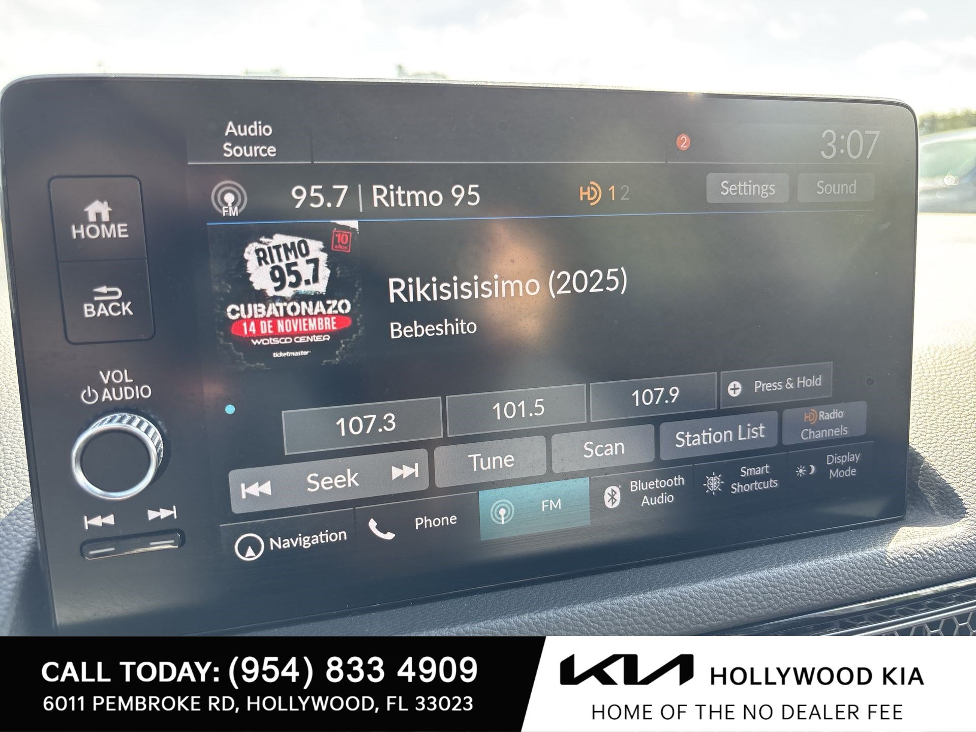 Used 2024 Honda Civic Sport Touring image 12