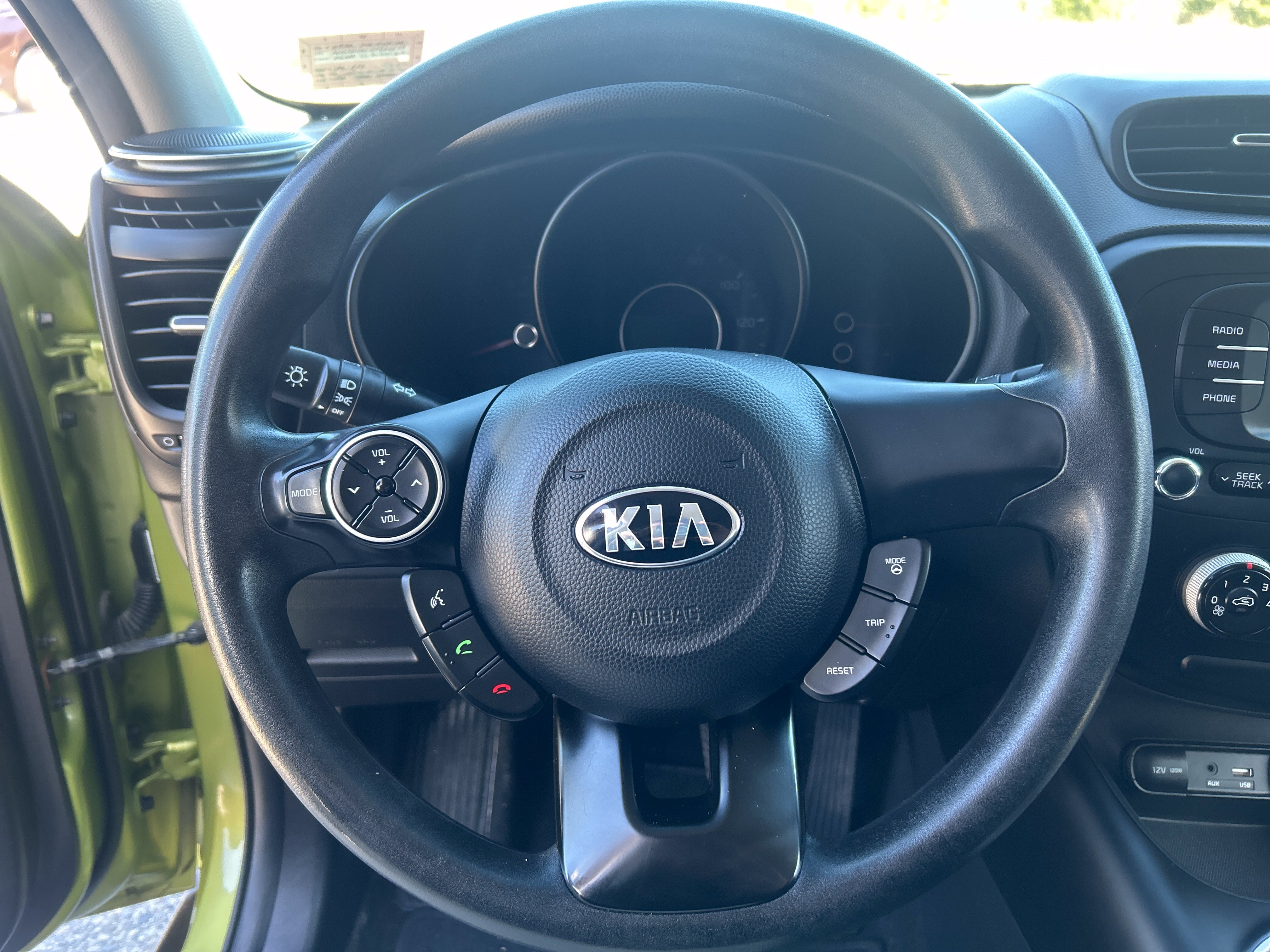 Used 2017 Kia Soul FWD image 22