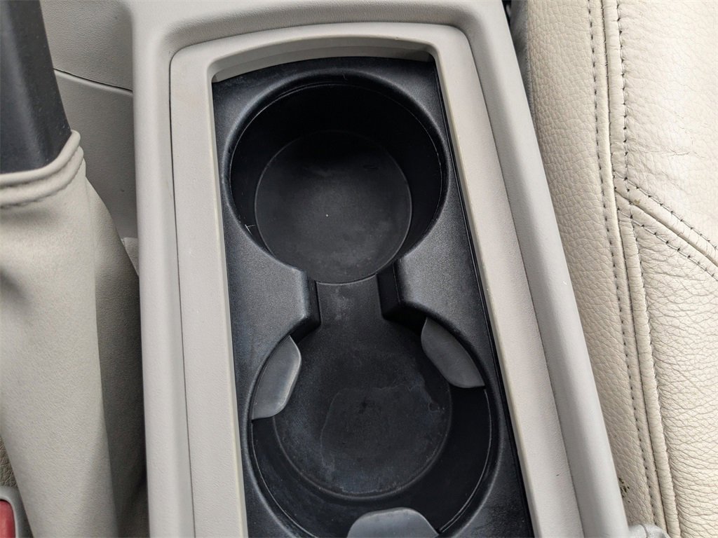 Used 2007 Volvo C70 T5 image 23