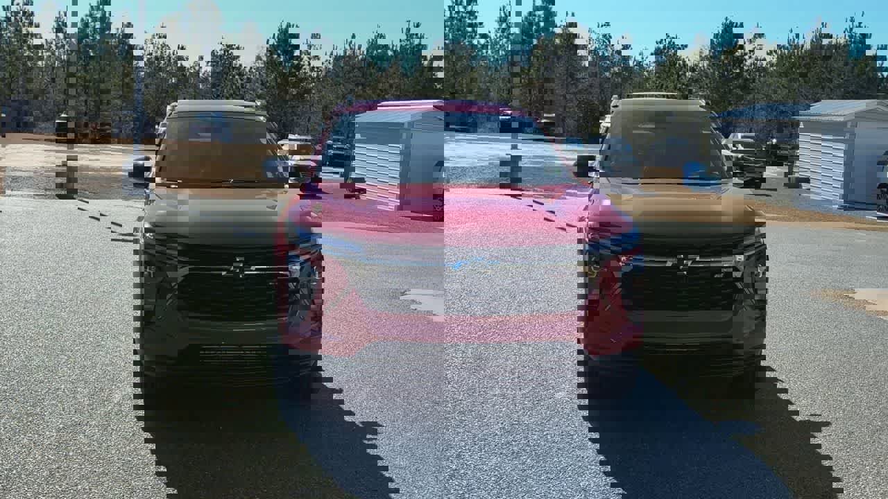 New 2026 Chevrolet Trax RS w/ Driver Confidence Package image 3