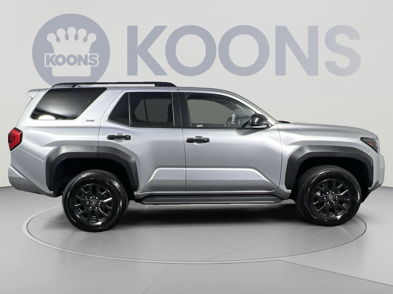 Used 2025 Toyota 4Runner SR5 AWD/4WD image 12