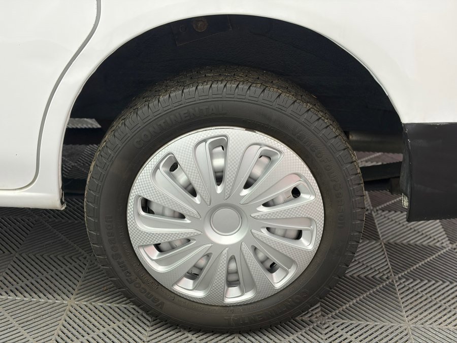 Used 2019 Nissan NV200 S FWD image 35