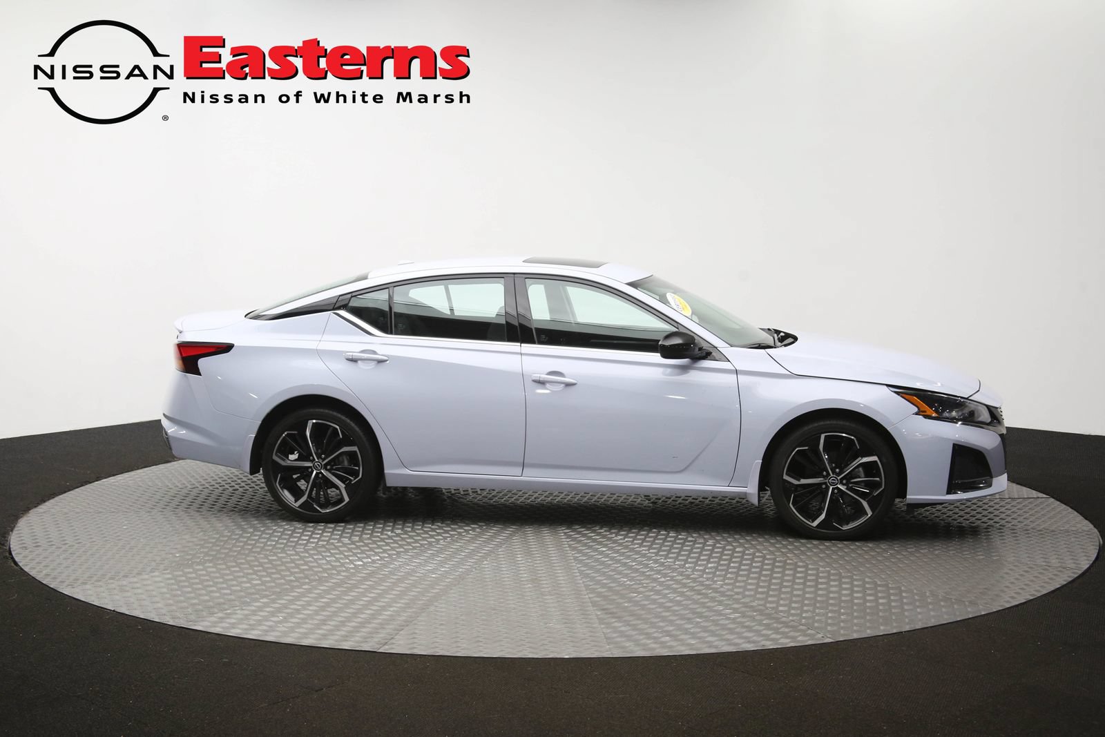 Used 2023 Nissan Altima 2.5 SR AWD/4WD image 44