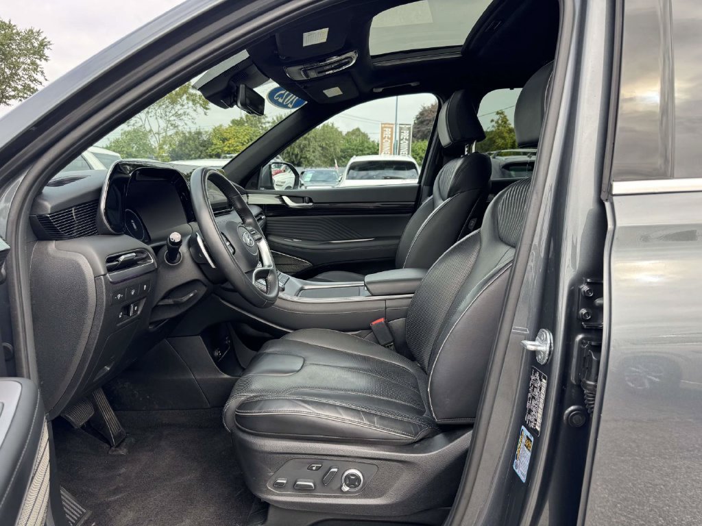 Used 2025 Hyundai Palisade Calligraphy AWD/4WD image 15