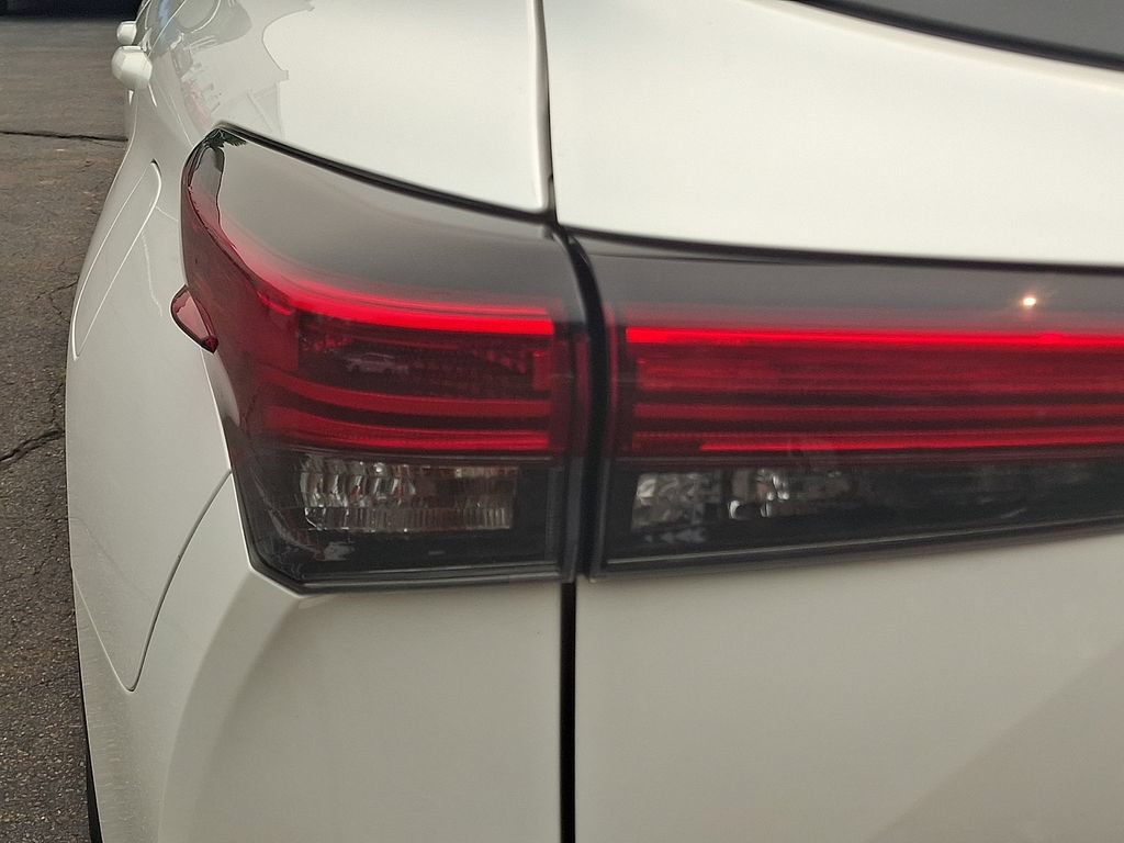 Used 2021 Toyota Highlander Platinum AWD/4WD image 10