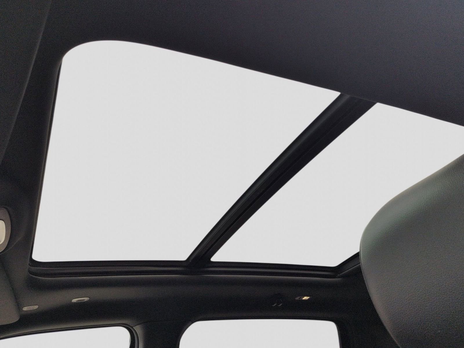 Used 2020 RAM 1500 Sport w/ Level 2 Equipment Goup w/2_L image 20