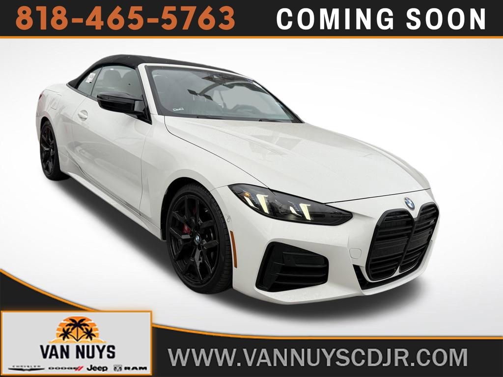 Used 2025 BMW M440i Convertible w/ Premium Package image 1