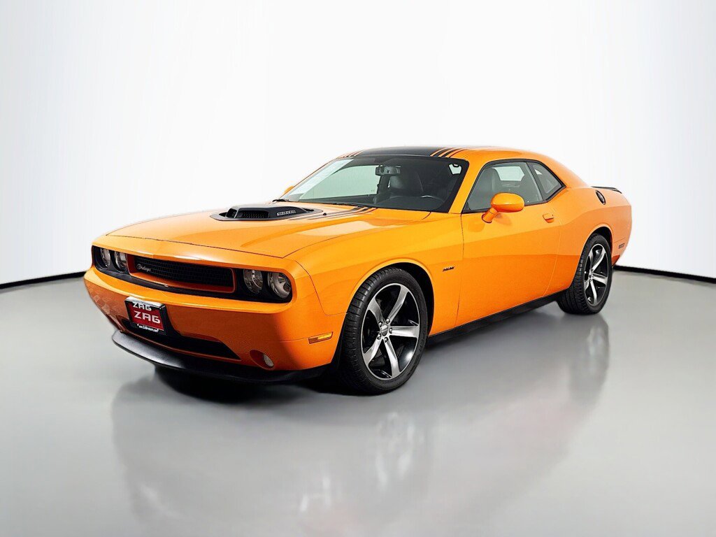 Used 2014 Dodge Challenger R/T w/ Premium Sound Group