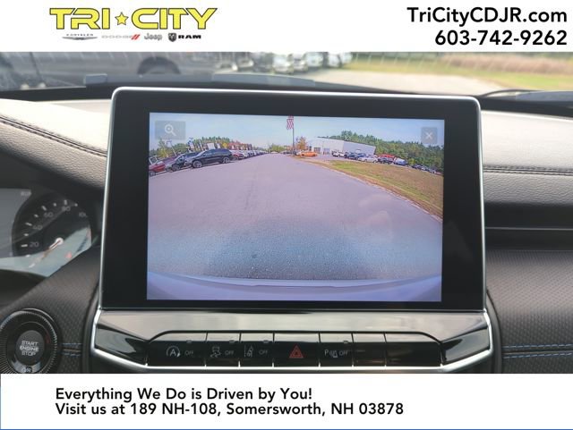 New 2025 Jeep Compass Limited w/ Sun & Sound Group image 19