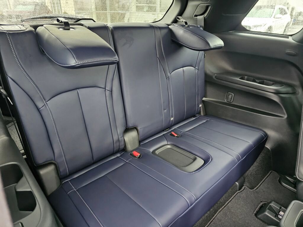 New 2026 INFINITI QX60 Sport image 17