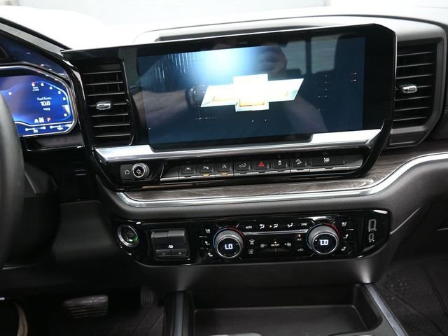 Used 2023 Chevrolet Silverado 1500 LTZ w/ LTZ Premium Package image 10