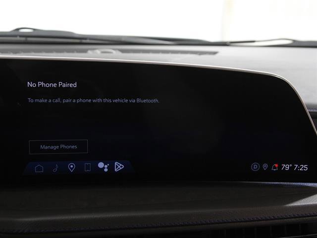 Used 2024 Cadillac XT4 Sport w/ Cold Weather Package image 11