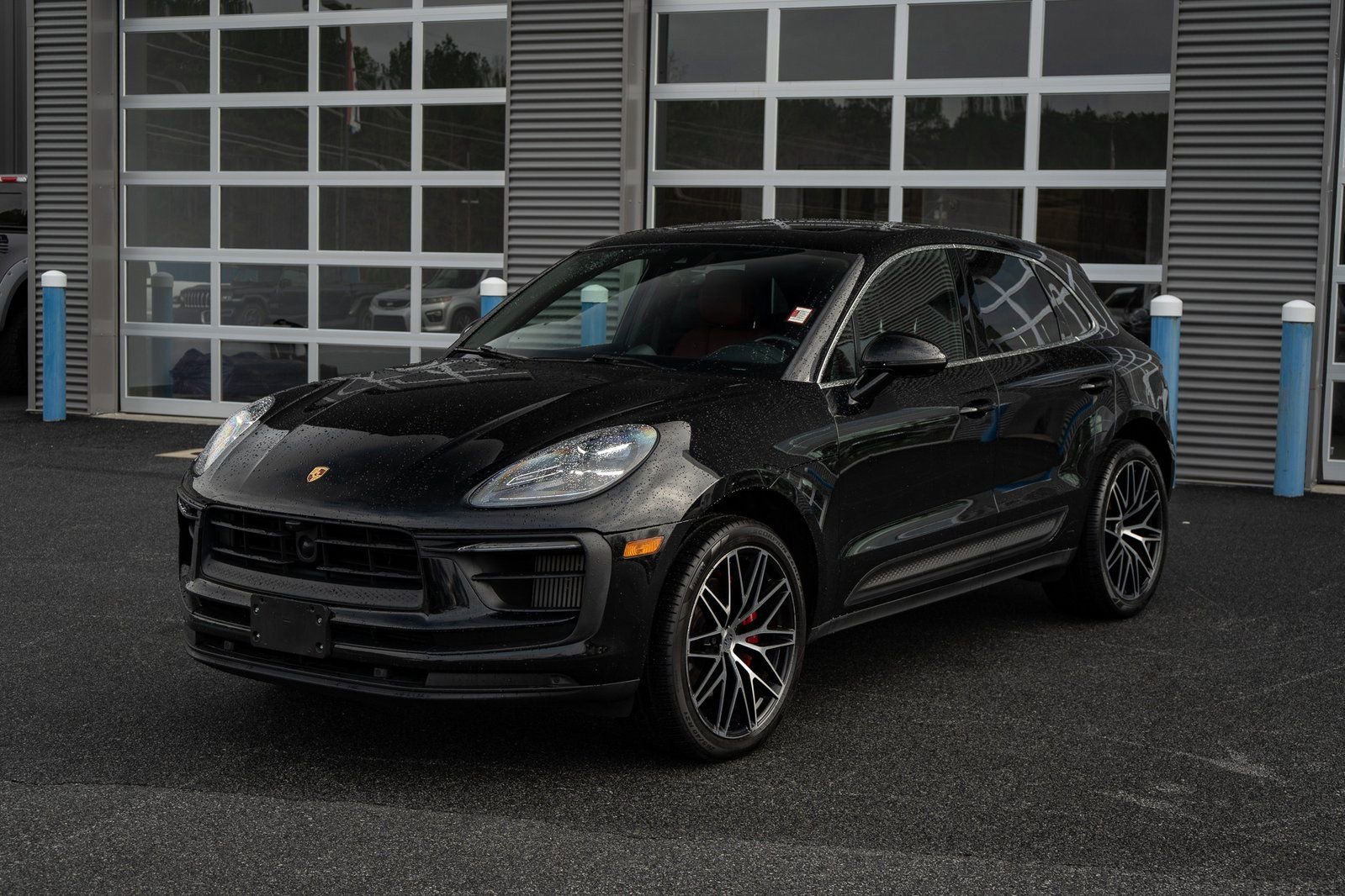 Used 2022 Porsche Macan S w/ Premium Package Plus image 12