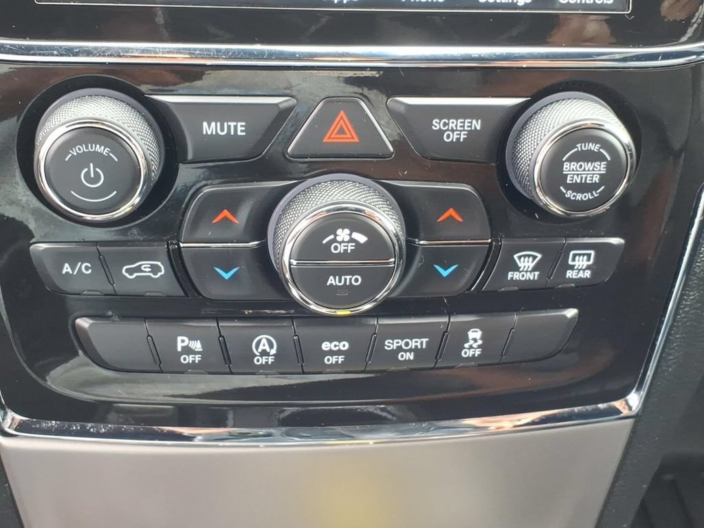 Used 2021 Jeep Grand Cherokee Limited AWD/4WD image 8