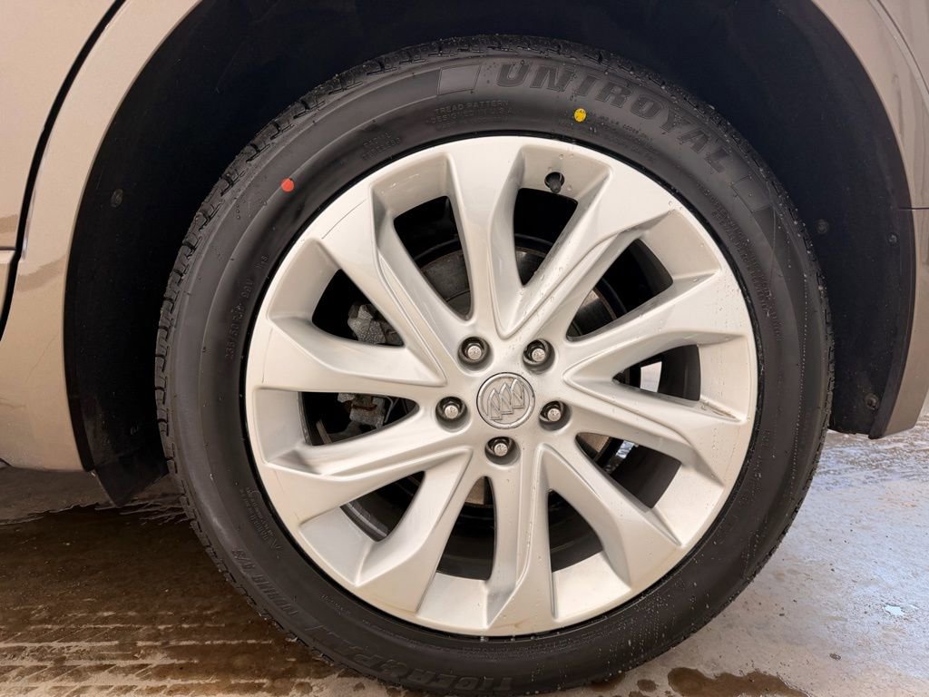 Used 2017 Buick Envision Premium image 13