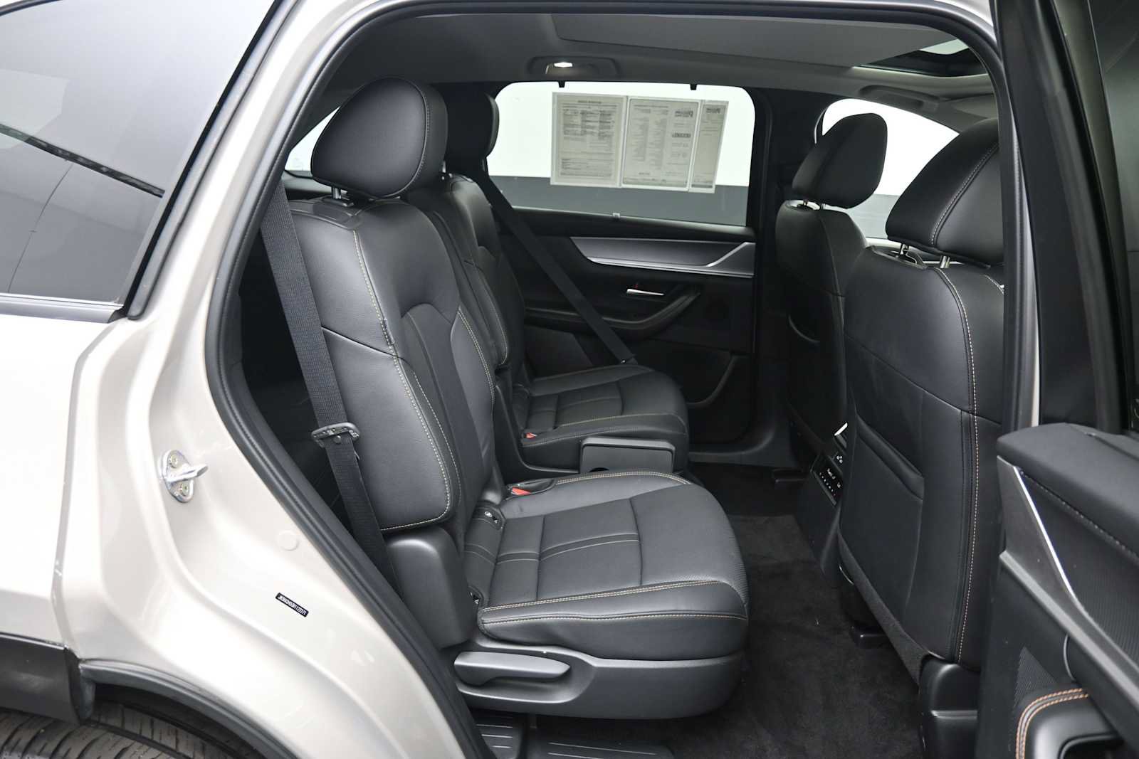 Used 2024 MAZDA CX-90 3.3 Turbo w/ Premium Package AWD/4WD image 27