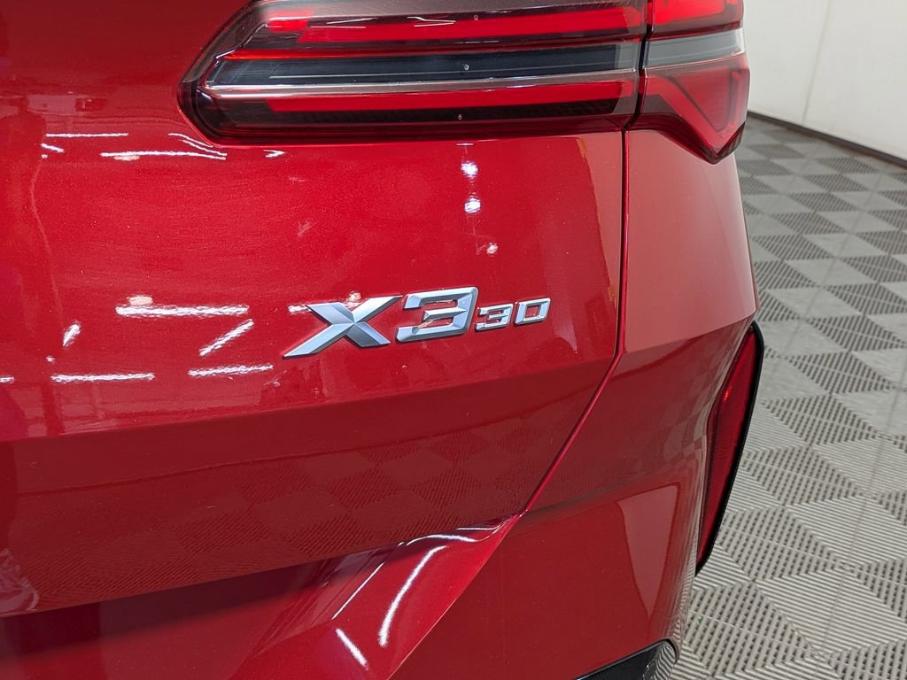 Used 2025 BMW X3 xDrive30i w/ Premium Package image 12