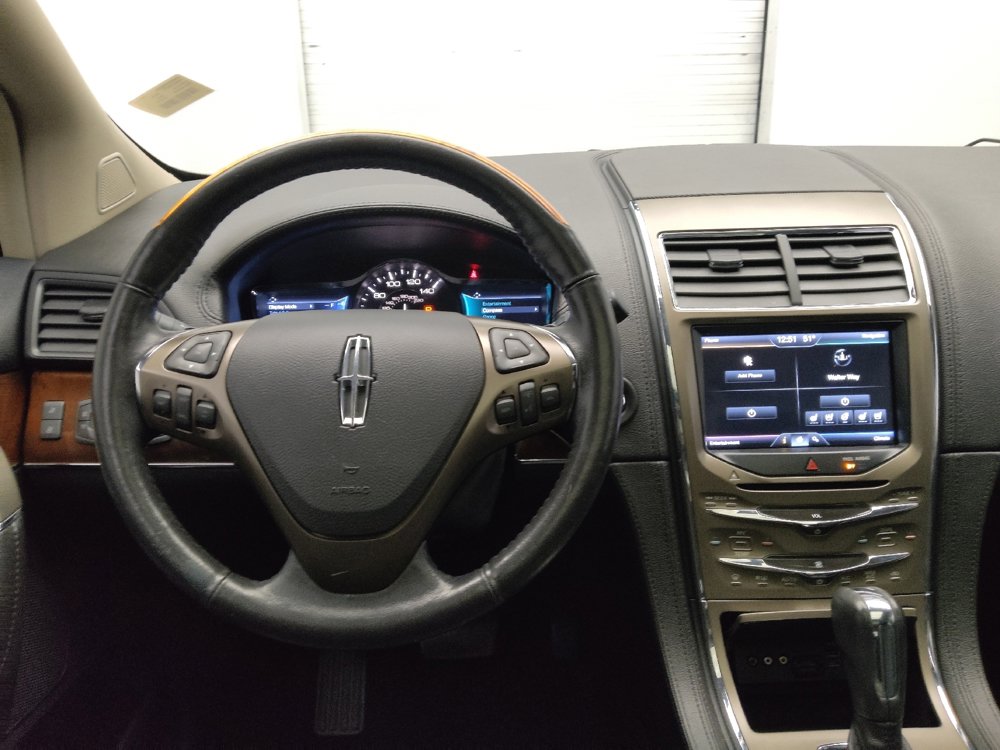 Used 2014 Lincoln MKX AWD w/ Equipment Group 101A image 22