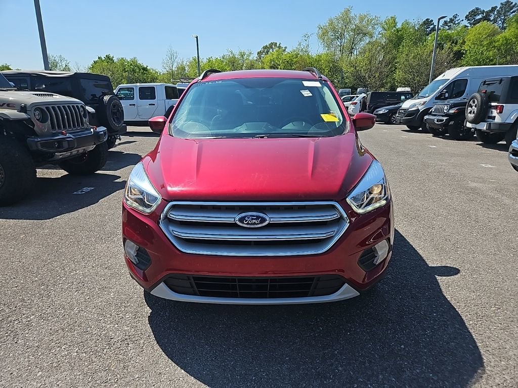 Used 2019 Ford Escape SEL image 2