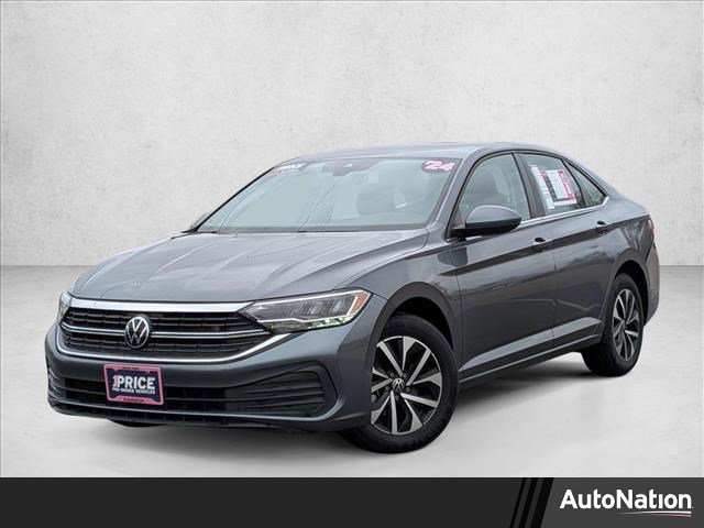 Used 2024 Volkswagen Jetta S image 1