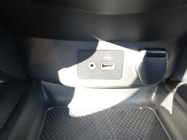 Used 2018 Nissan Rogue S image 22