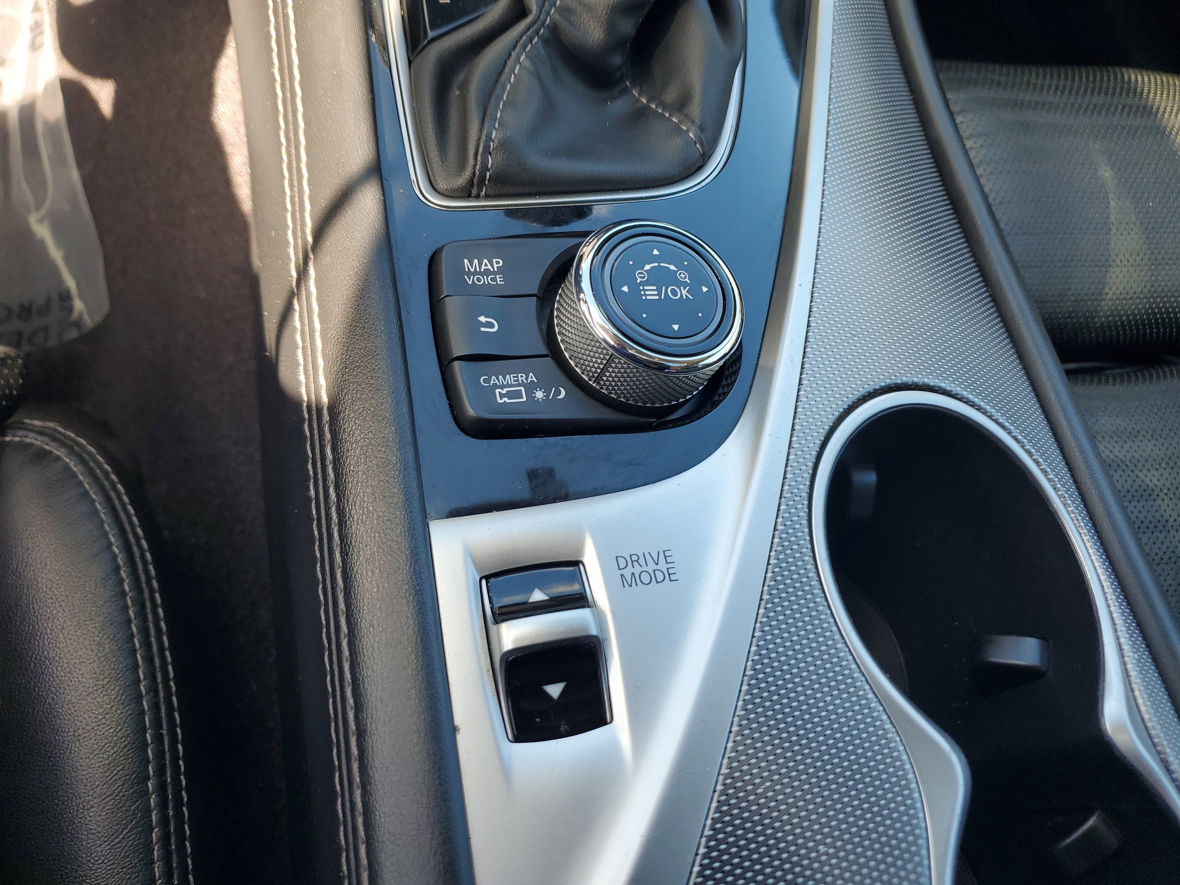 Used 2019 INFINITI Q50 Sport image 32