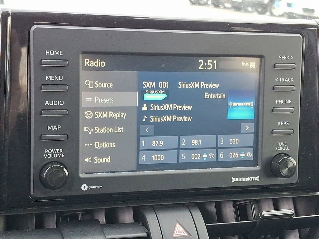 Used 2022 Toyota RAV4 XLE image 17