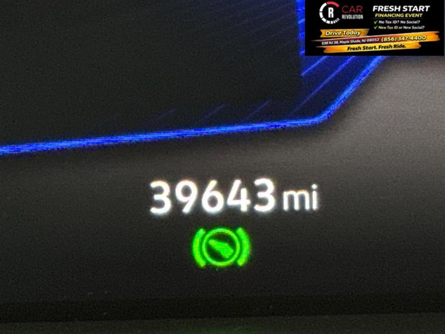 Used 2022 Volkswagen Tiguan SE image 54