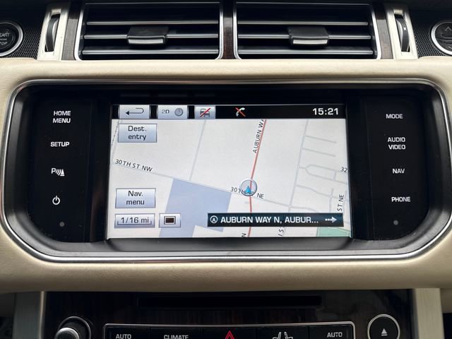 Used 2014 Land Rover Range Rover HSE image 25