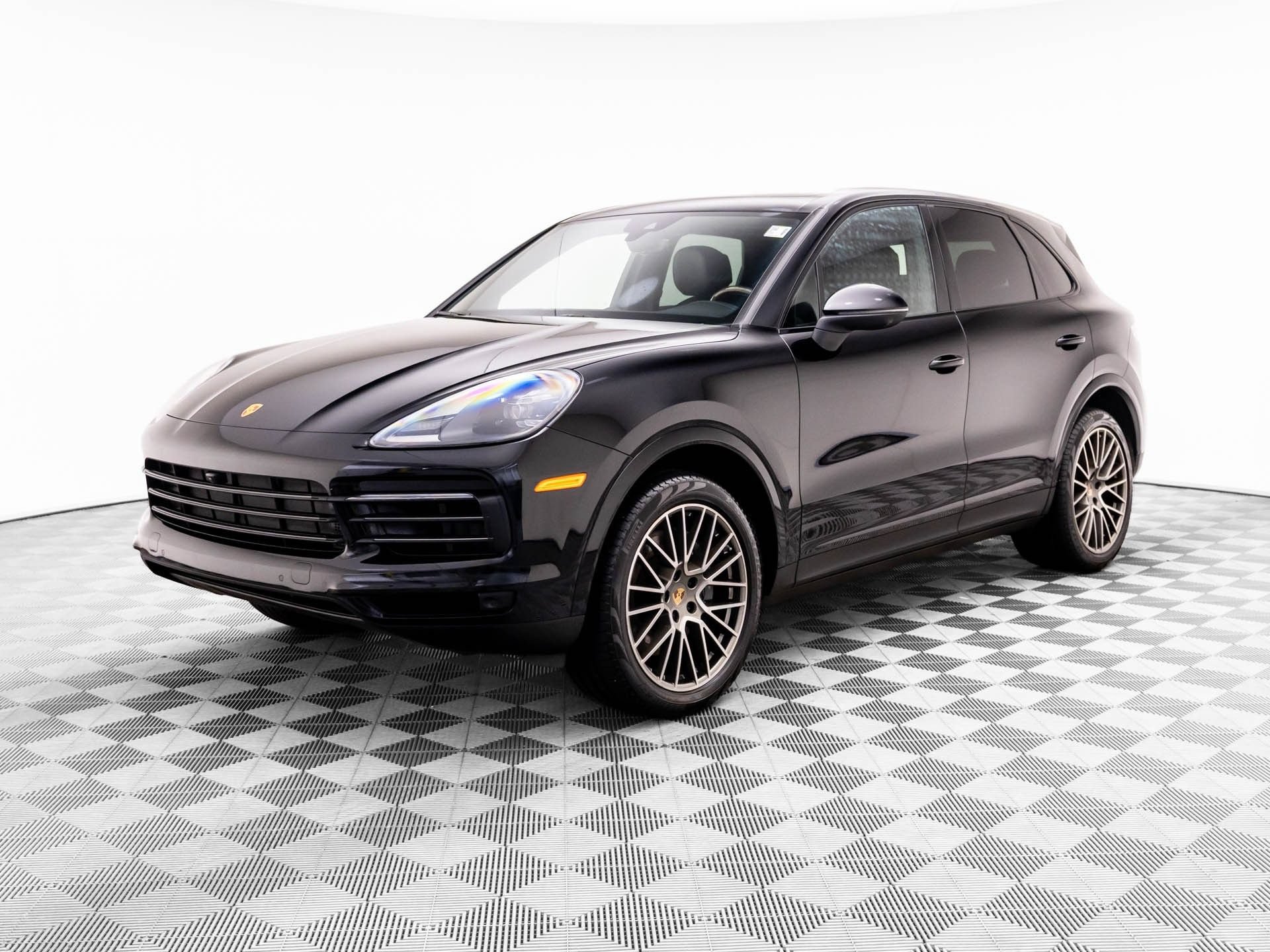 Certified 2023 Porsche Cayenne Platinum Edition AWD/4WD 360° Tour