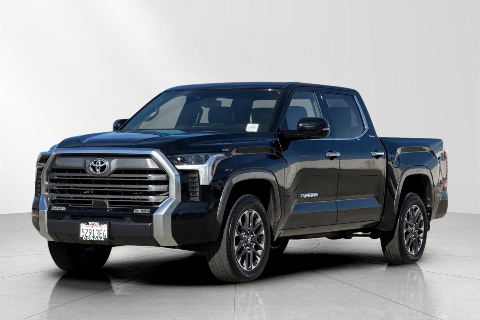 Used 2025 Toyota Tundra Limited image 8