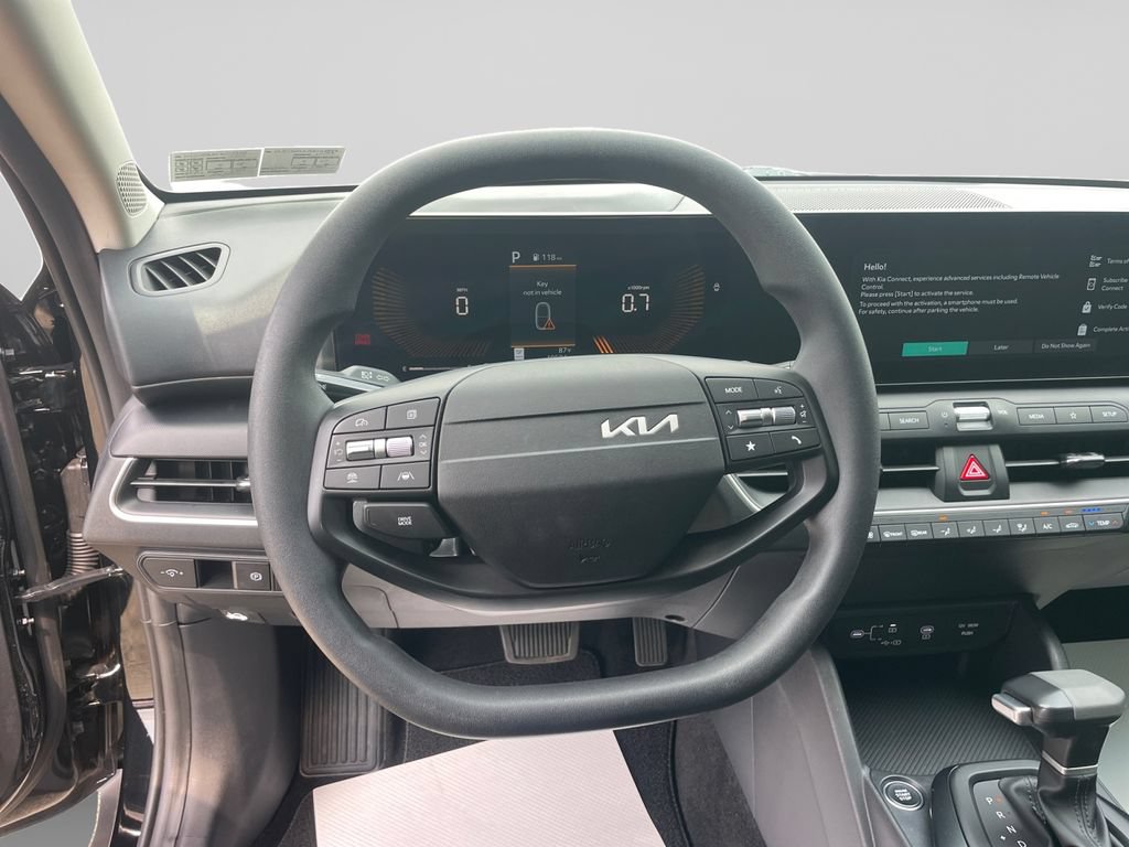 Certified 2025 Kia K4 FWD image 24