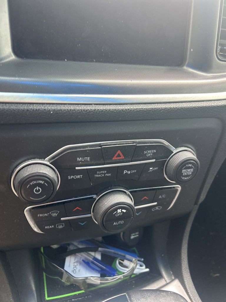 Used 2020 Dodge Charger R/T w/ Blacktop Package image 13