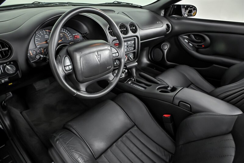 Used 2002 Pontiac Firebird Trans Am RWD image 15